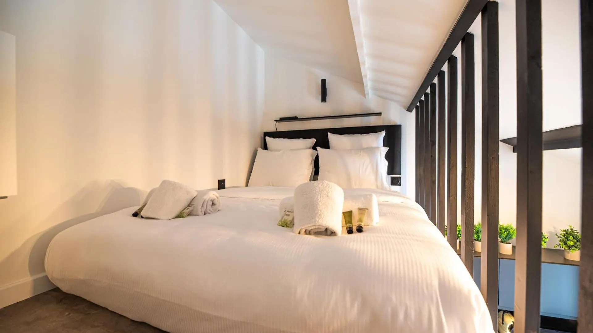 Lovely Nest In Apartment